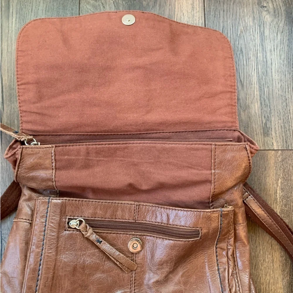 The Sak Ventura Convertible Backpack Shoulder Crossbody Bag Brown Leather